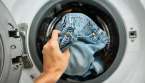 💡 Le secret de grand-mère pour garder la couleur des jeans comme neuve