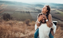 Si votre partenaire ne vous écoute pas, c'est une preuve d'amour !