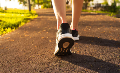 Combien de temps devez-vous marcher pour perdre 1 kg et retrouvez la ligne?