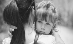 - Selon des psychologues de Harvard, les parents qui élèvent de « bons enfants » font ces 4 choses