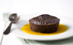 Fondants au chocolat, caramel passion-mangue