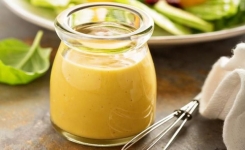 Vinaigrette au sirop d'érable et à la moutarde de Dijon