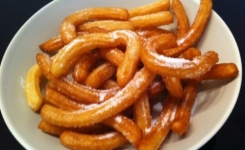 Une recette de Churros que vous pouvez très facilement réaliser à la main